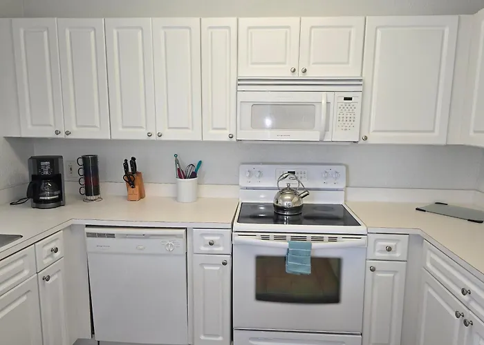 Beautiful Condo Close To Busch Gardens