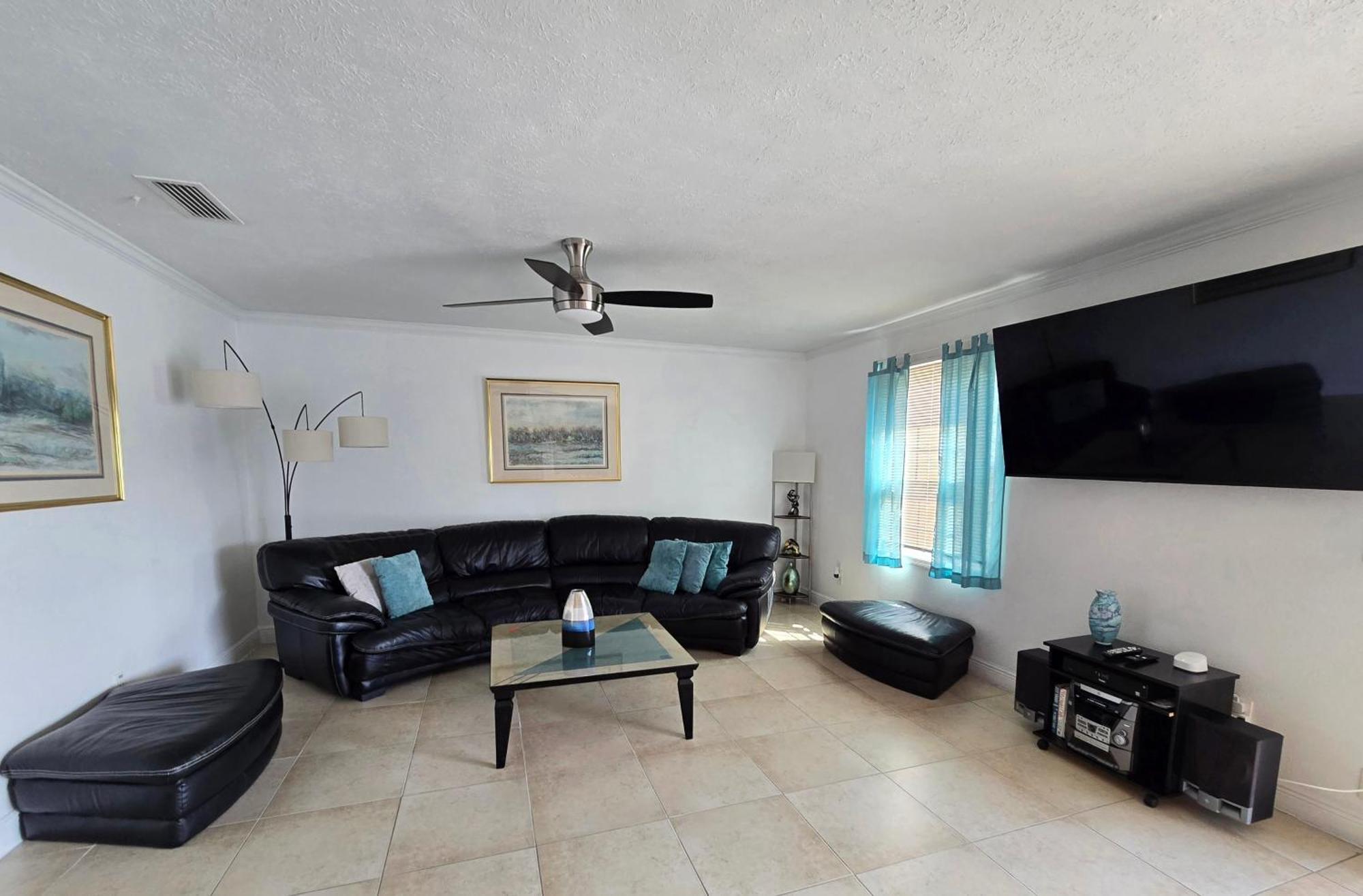 Apartment Beautiful Close To Busch Gardens Tampa